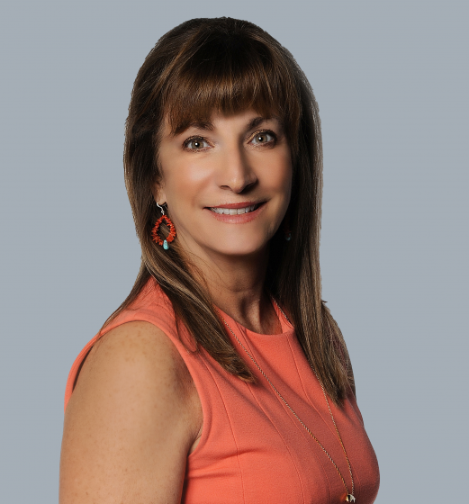 Mary Beth Vitale,董事会成员